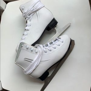 Girls White Ice Skates